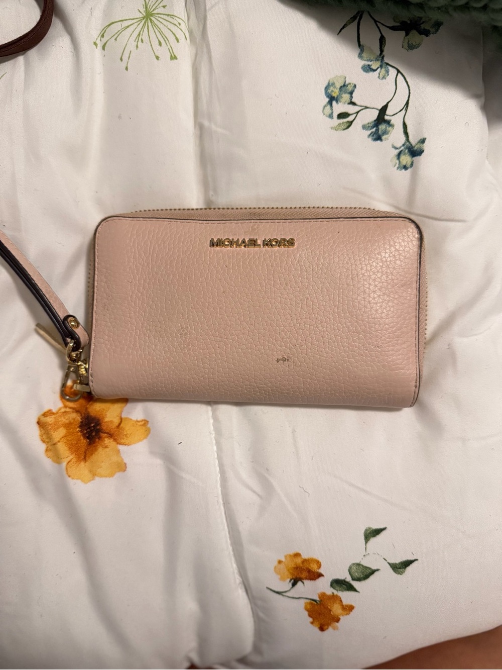 Michael Kors Pale Pink Pebbled Leather Wristlet